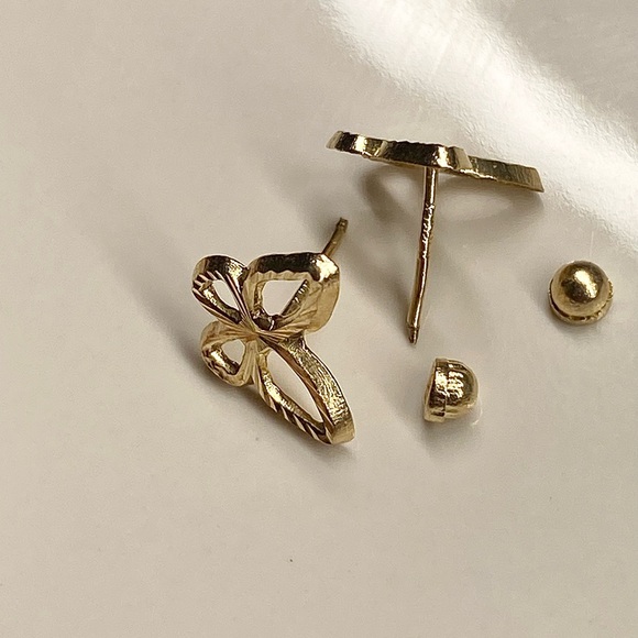 10k Solid Gold Earrings \ Gold Piercing Studs \ Earrings for Babies & Kids - Picture 12 of 13